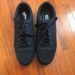 Steve Madden Woolsey Sneaker Men’s size 10.5